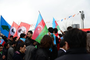 23 Şubat 2014 İstanbul Türkiye.Protestocular, Azerbaycan'da Ermeniler tarafından Türklere karşı yaşanan Hocalı trajedisini protesto etmek için Taksim Meydanı'nda.
