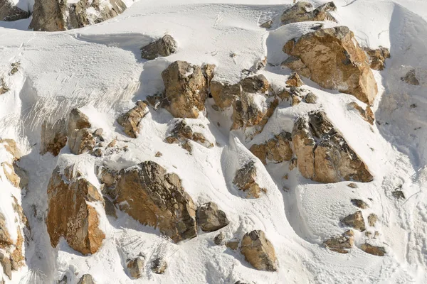 被雪覆盖的山脉 对于背景 — 图库照片