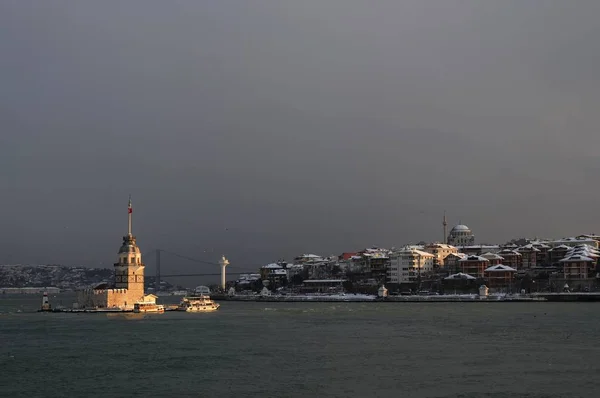 Panenská Věž Istanbulu Při Západu Slunce Časně Ráno — Stock fotografie