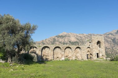 Bafa Gölü Tabiat Parkı, Türkiye'nin güneybatısında, Muğla ili Ninli ilçesi sınırları içinde yer alan bir göl ve doğa rezervidir..