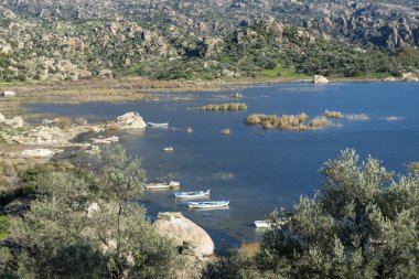 Bafa Gölü Tabiat Parkı, Türkiye'nin güneybatısında, Muğla ili Ninli ilçesi sınırları içinde yer alan bir göl ve doğa rezervidir..