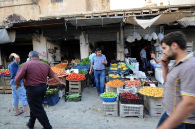 Mardin, Türkiye'nin güneydoğusunda yer alan bir şehirdir. Mardin ilinin başkenti, eski şehrinin Artuqid mimarisi ve stratejik konumu ile ünlüdür.