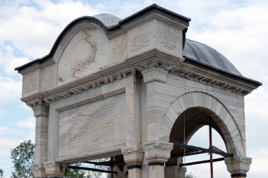 29 Haziran 2013 Edirne Türkiye.Edirne'de Meriç Nehri Üzerindeki Meriç Köprüsü.