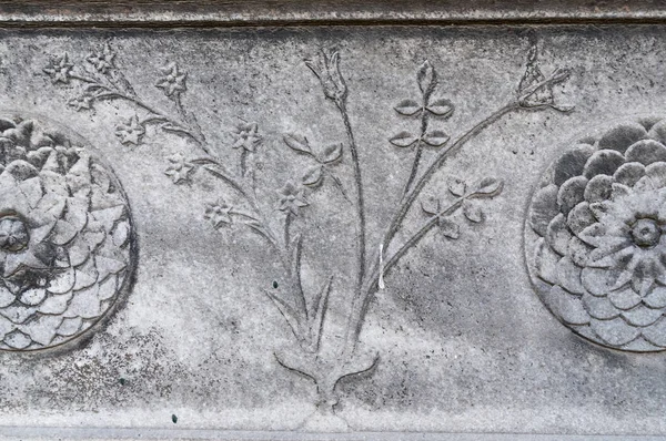 March 2010 Istanbul Cemetery Beyazit Mosque Detail Grave Stone — Stok Foto