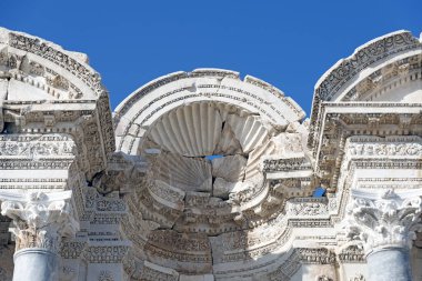Sagalassos harabeleri Burdur'un güneybatısında bulunan bir arkeolojik sit alanıdır. Kısmen Karla Kaplı.
