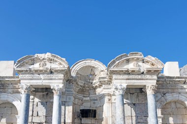 Sagalassos harabeleri Burdur'un güneybatısında bulunan bir arkeolojik sit alanıdır. Kısmen Karla Kaplı.