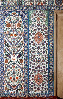 10 Mayıs 2010 İstanbul,Sultanahmet Camii iç. Fayans ve grafik şaşırtıcı.