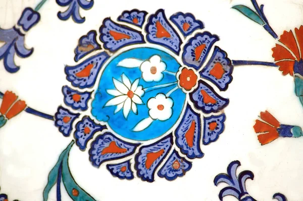 2009 イスタンブールトルコ ブルーモスク 古代オスマン帝国時代の花柄タイル — ストック写真