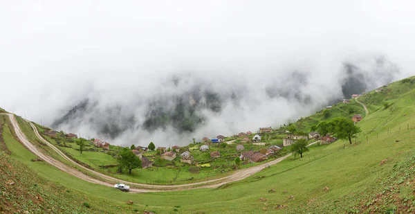 Dumanlı Santa Trabzon Ili Sınırına Yakın Gümüşhane Orta Boy Bir — Stok fotoğraf