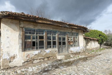 Stratonikeia, Karya Bölgesi'nin içinde yer alan antik bir kenttir. Günümüzde Eskihisar Köyü 'nde (Muğla İli) bulunmaktadır.).