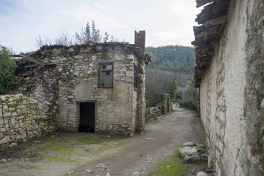 Stratonikeia, Karya Bölgesi'nin içinde yer alan antik bir kenttir. Günümüzde Eskihisar Köyü 'nde (Muğla İli) bulunmaktadır.).