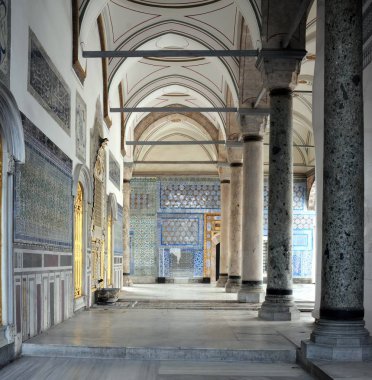 16 Mart 2010 İstanbul Türkiye.Topkapı Sarayı'nın Dış Cephesi.