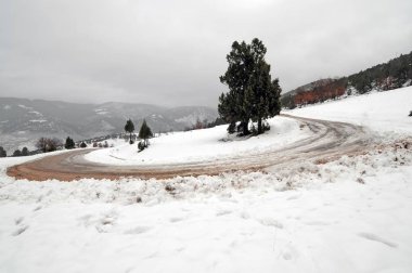 Keles ilçesinin Sorgun köyü ve çevresindeki dağlar. Bursa,Türkiye