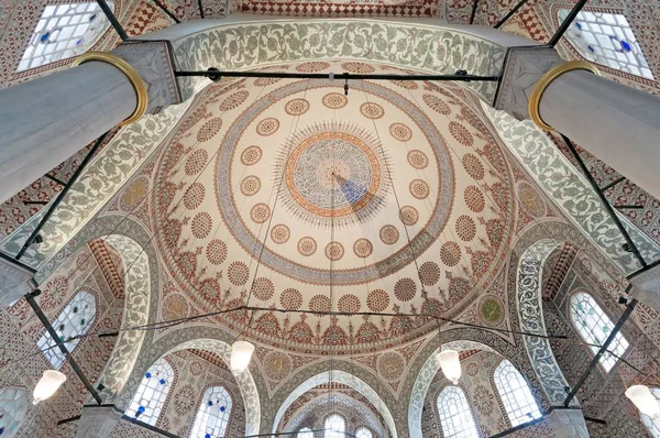 2010年2月8日 イスタンブール 霊廟ムラドIii 1546年15月15日15月16日 1574年から1595年に亡くなるまでオスマン帝国のスルタンでした — ストック写真