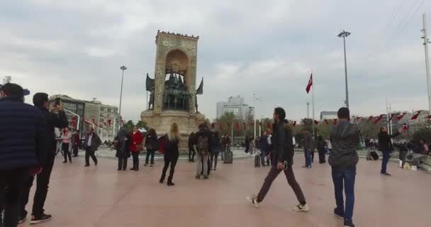 Aksim Platz Ist Heute Das Zentrum Von Istanbul Und Beyoglu — Stockvideo