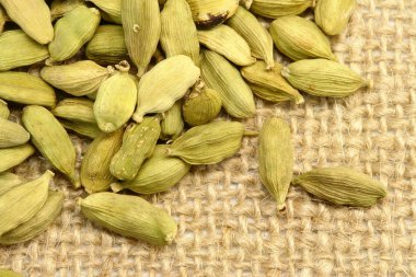 Yeşil kakule baharat Sim Tarih