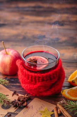 mulled şarap Noel dekorasyon indrediens elma portakal kış geleneksel içki