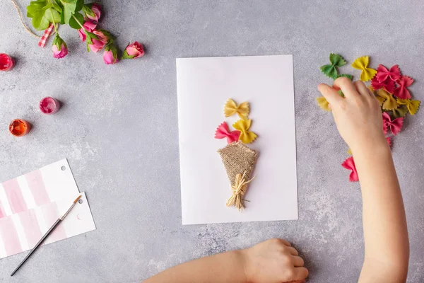 Artigianato Carta Festa Della Mamma Marzo Compleanno Bambino Piccolo Che — Foto Stock