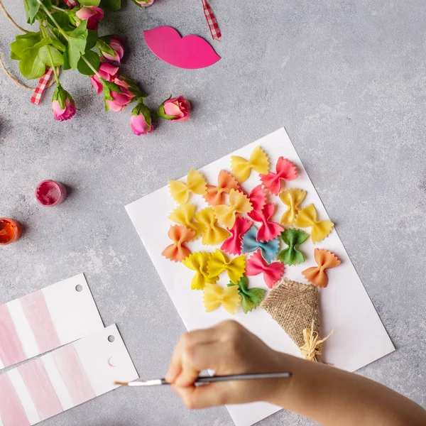 Artigianato Carta Festa Della Mamma Marzo Compleanno Bambino Piccolo Che — Foto Stock