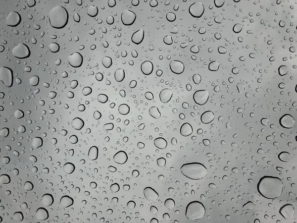 Gouttes Pluie Sur Surface Des Lunettes Fenêtre Avec Fond Nuageux — Photo