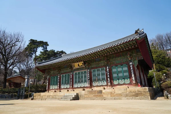 奉恩寺 韓国内の伝統的な建築様式 — ストック写真