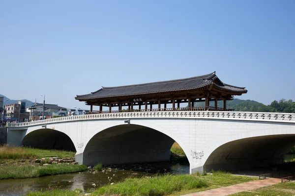 Most Jeonju Hanok Village — Stock fotografie