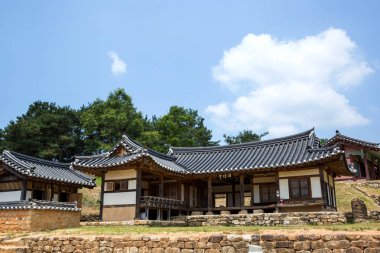 Donam Seowon Joseon Hanedanı bir eğitim kurumudur.
