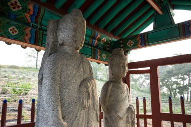 Jeongeup Bohwa-ri Ayakta Taş Buda Jeongeup-si, Kore. 