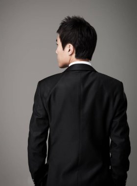 30'lu yıllarda Koreli bir adamın işadamı imajı.