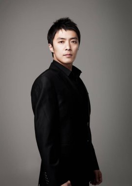 30'lu yıllarda Koreli bir adamın işadamı imajı.