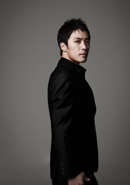 30'lu yıllarda Koreli bir adamın işadamı imajı.