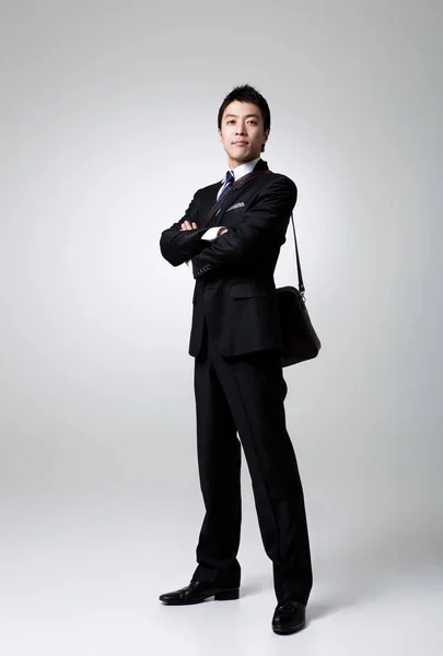 Businessman image of a Korean man in his 30s.