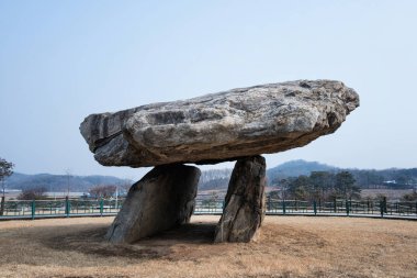 Bu Dolmen, Incheon, Kore 'de bir Dünya Mirası Sitesi..
