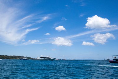 Phi Phi Adaları Tayland 'da ünlü bir tatil yeridir..