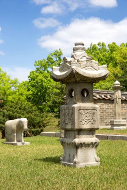 Yeonghwiwon ve Sunginwon Mezarlığı Joseon Hanedanlığı 'nın bir kralının mezarıdır..