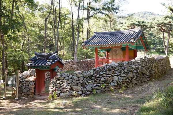 Stehender Steinbuddha Von Jangjeong Ganghwa Gun Südkorea — Stockfoto