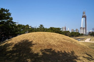 Seokchondong Eski Mezarlar Bekçe 'nin bir mezarıdır..                               
