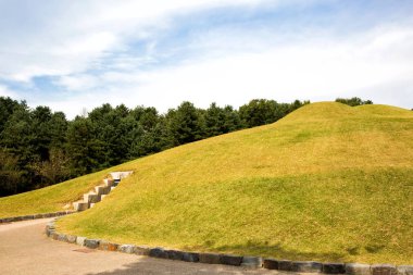 Kral Muryeong 'un Kraliyet Mezarı Bekçe Hanedanlığı' nın Kraliyet Mezarıdır..