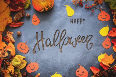 El yazısı metin mutlu Halloween eklenmesiyle