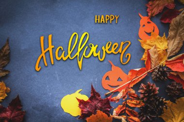 El yazısı metin mutlu Halloween eklenmesiyle