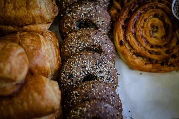 Pečení Kuchyni Restaurace Restaurace Muffiny Skořici Cibulové Kroužky — Stock fotografie