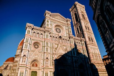 Duomo Katedrali ile Giotto çan kulesi cephe Floransa, İtalya