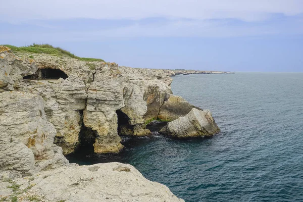 Cuevas Costa Del Mar Negro Aldea Tyulenovo Bulgaria — Foto de Stock