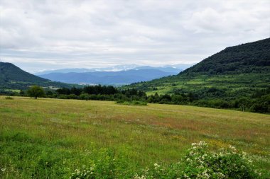 Balkan dağlarının güzel eteklerinde, Bulgaristan.
