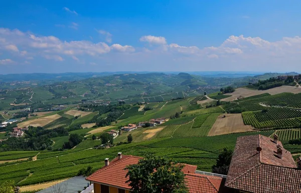 Morra Piedmont Talya Temmuz 2018 Sadece Kilisesi San Martino Aşağıda — Stok fotoğraf