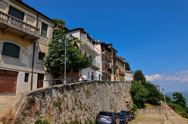 Morra Piemont Włochy Lipca 2018 Alejek Zabytkowego Centrum Miasta Możemy — Zdjęcie stockowe