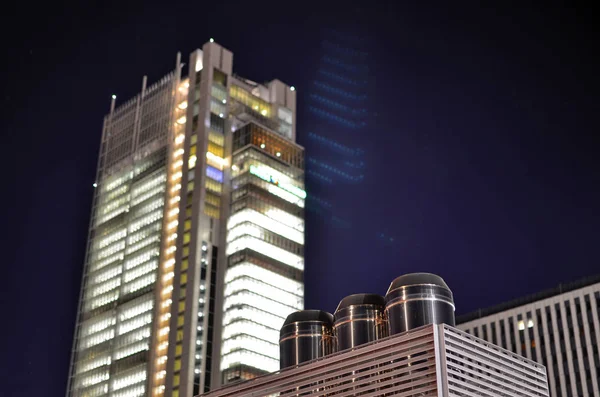 O arranha-céu do banco Intesa-SanPaolo — Fotografia de Stock