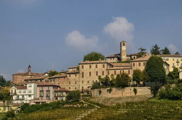 Neive, Piemonte, Italia. ottobre 2018 . — Foto Stock