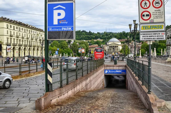 Turin, Piémont, Italie. Mai 2019. Piazza vittorio, l'un des ma — Photo