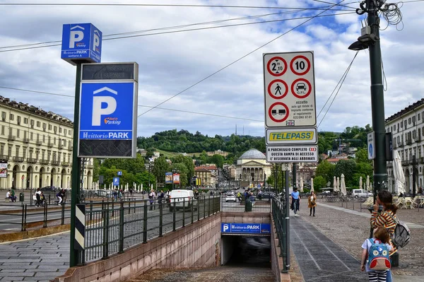 Turin, Piémont, Italie. Mai 2019. Piazza vittorio, l'un des ma — Photo